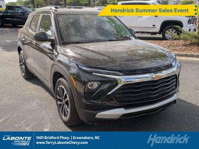 Used 2025 Chevrolet TrailBlazer LT w/ Convenience Package