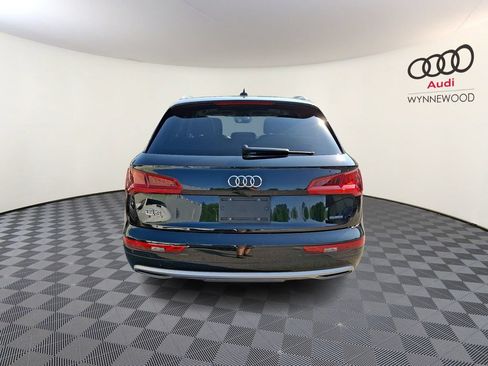 Used 2020 Audi Q5 2.0T Premium Plus w/ Premium Plus Package AWD/4WD image 5