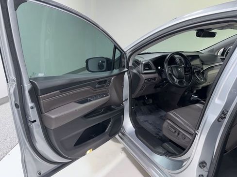 Used 2020 Honda Odyssey Touring image 13