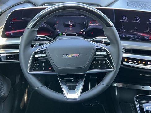 New 2026 Cadillac Lyriq V image 11