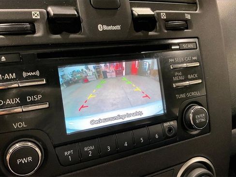 Used 2015 Nissan Leaf S w/ Charge Package image 21