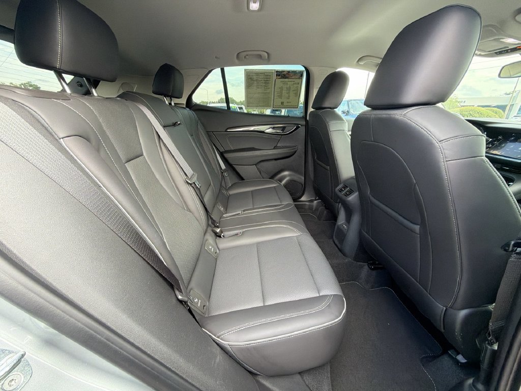 Used 2023 Buick Envision Essence AWD/4WD image 13