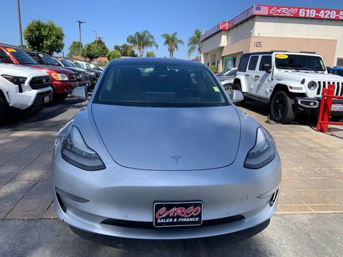 Used 2018 Tesla Model 3 Long Range AWD/4WD image 2