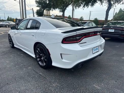 Used 2023 Dodge Charger Scat Pack w/ Plus Group RWD image 3