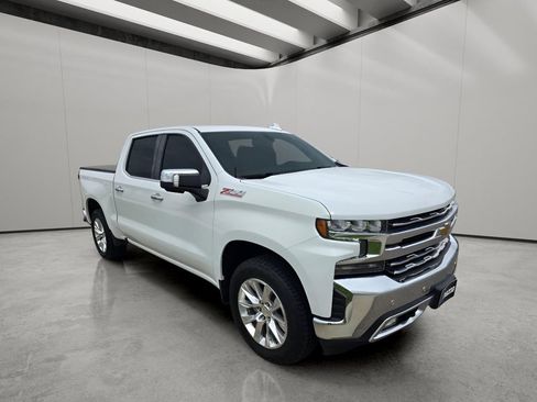 Used 2022 Chevrolet Silverado 1500 LTZ w/ LTZ Convenience Package II AWD/4WD image 7