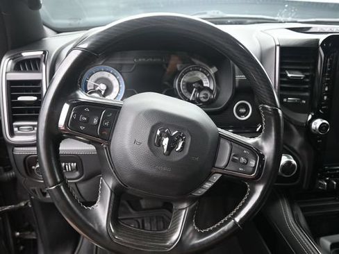 Used 2022 RAM 1500 Limited w/ Body-Colour Bumper Group AWD/4WD image 18