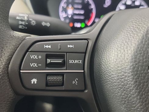 Certified 2023 Honda HR-V LX image 25