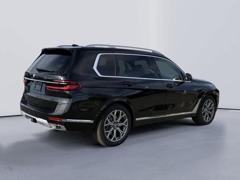 New 2026 BMW X7 xDrive40i image 3