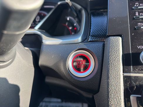 Used 2019 Honda Civic Sport image 30