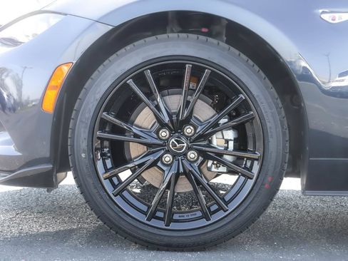 New 2026 MAZDA MX-5 Miata Club w/ Interior Package RWD image 21