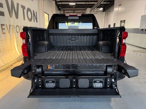 New 2026 Chevrolet Silverado 1500 LT w/ Z71 Off-Road Package AWD/4WD image 32