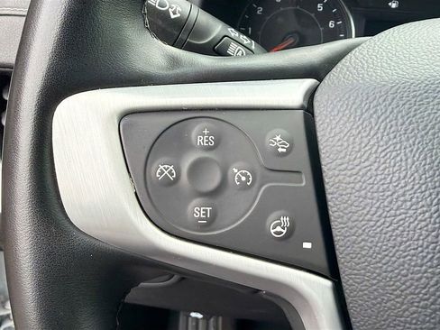 Used 2024 GMC Terrain SLT image 38