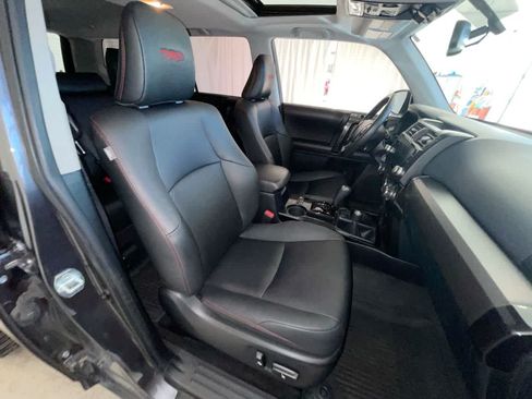 Certified 2019 Toyota 4Runner TRD Off-Road Premium AWD/4WD image 25