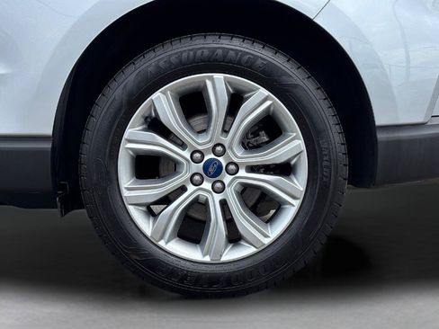 Used 2020 Ford Edge Titanium w/ Cargo Accessory Package AWD/4WD image 13