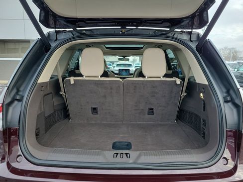 Certified 2023 Lincoln Aviator Reserve w/ Equipment Group 201A image 10