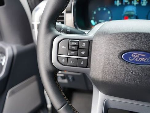 Used 2025 Ford F150 Lariat w/ Equipment Group 501A Mid image 18