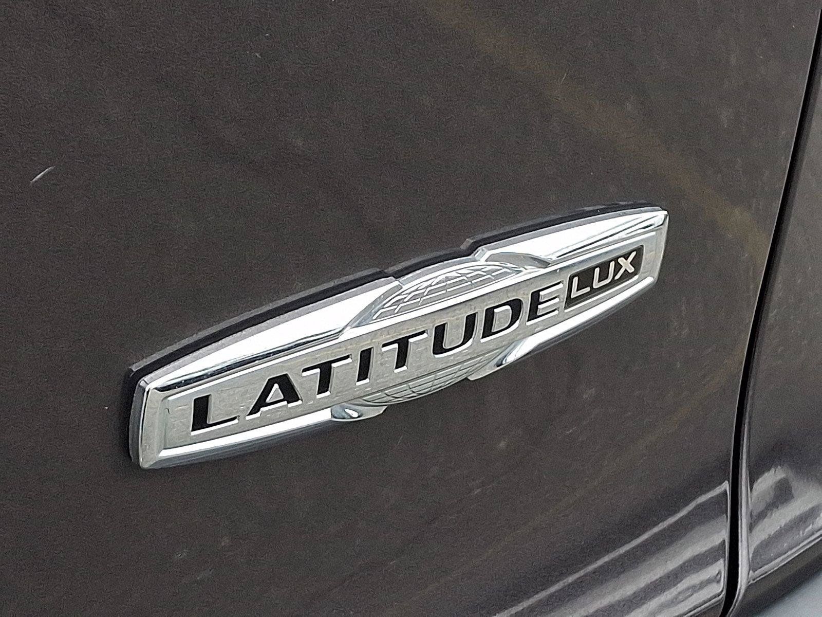 Used 2021 Jeep Cherokee Latitude Lux AWD/4WD image 31