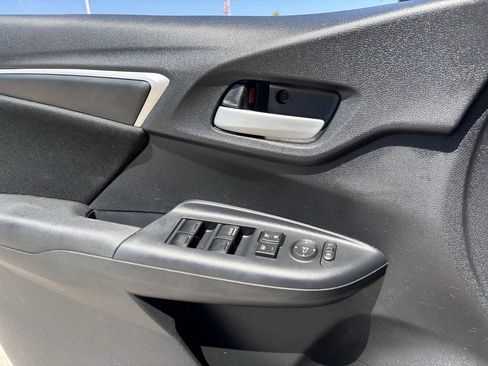 Used 2017 Honda Fit LX image 19