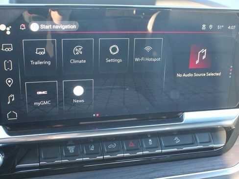 New 2026 GMC Sierra 2500 SLT image 41