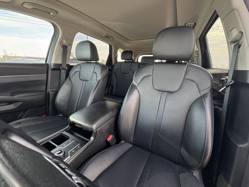 Used 2021 Kia Sorento S w/ Panoramic Sunroof Package image 23