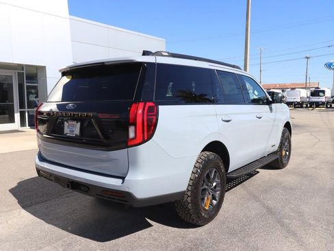 New 2026 Ford Expedition Tremor image 16