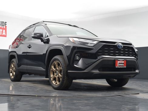 Used 2024 Toyota RAV4 AWD Hybrid w/ Weather Package image 30