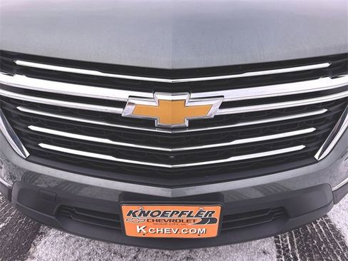 Used 2023 Chevrolet Traverse LT w/ LT Premium Package image 32