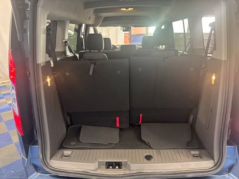 Certified 2022 Ford Transit Connect XLT FWD image 23