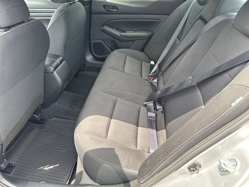 Used 2024 Nissan Altima 2.5 S FWD image 20