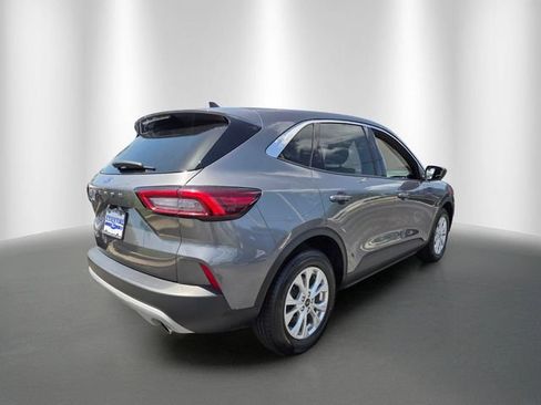 Certified 2024 Ford Escape Active FWD image 5