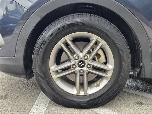 Used 2017 Hyundai Santa Fe Sport FWD image 31