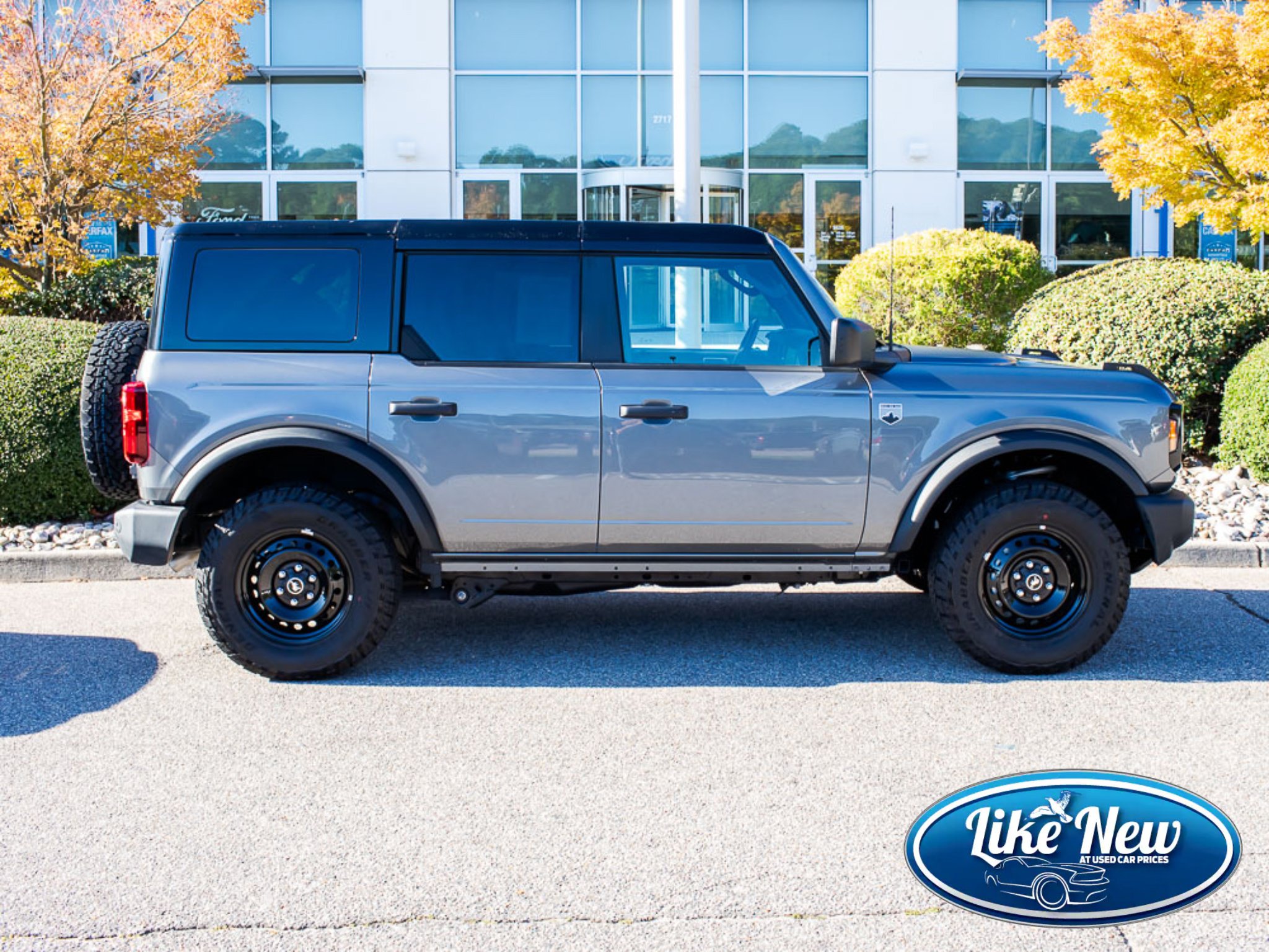 Used 2026 Ford Bronco Big Bend AWD/4WD image 1