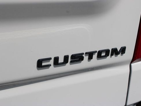 New 2026 Chevrolet Silverado 1500 Custom Trail Boss w/ LPO, Dark Essentials Package AWD/4WD image 18