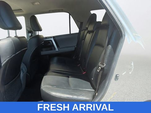 Used 2013 Toyota 4Runner SR5 w/ Premium Pkg AWD/4WD image 32