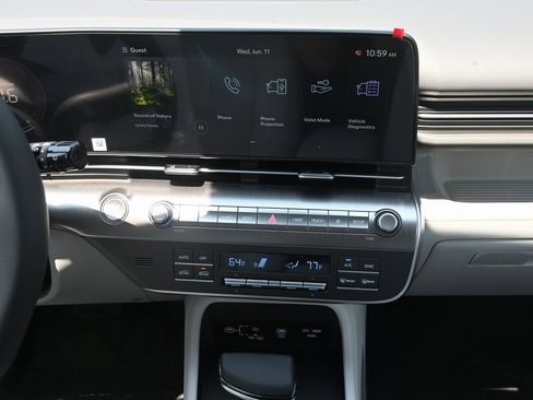 Used 2025 Hyundai Kona SEL image 15