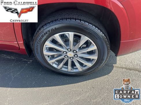 Used 2023 Chevrolet Traverse Premier FWD image 38