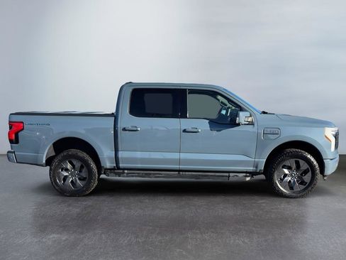 Used 2023 Ford F150 Lightning Lariat image 6