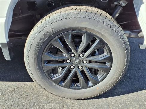 New 2026 Ford F150 Lariat w/ Equipment Group 501A Mid image 4