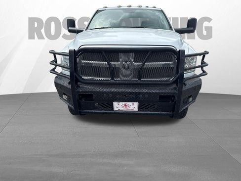 Used 2017 RAM 3500 Tradesman w/ Chrome Appearance Group image 2
