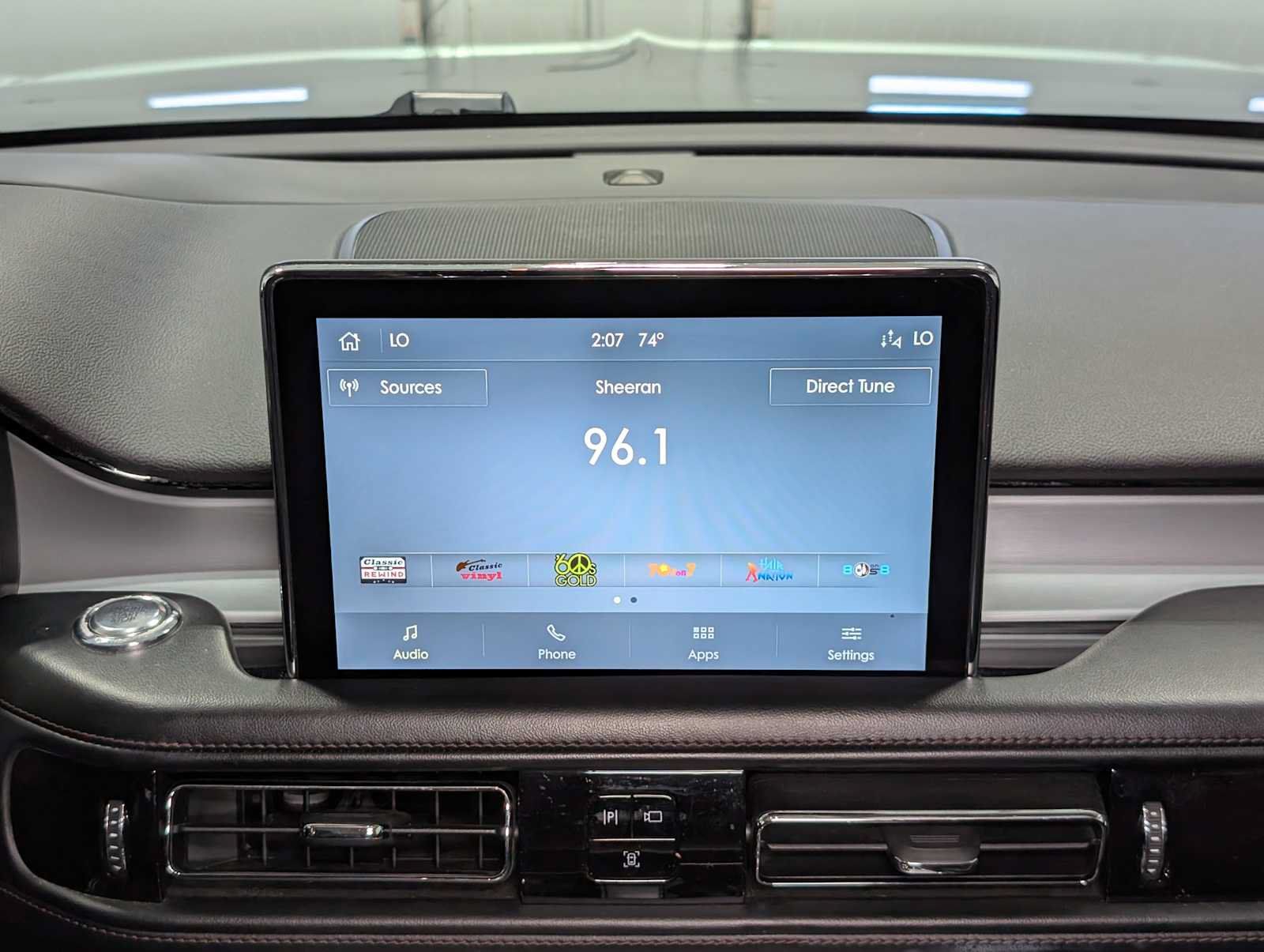 Used 2021 Lincoln Aviator AWD w/ Elements Package image 18