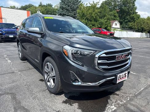 Used 2020 GMC Terrain SLT w/ Preferred Package AWD/4WD image 2