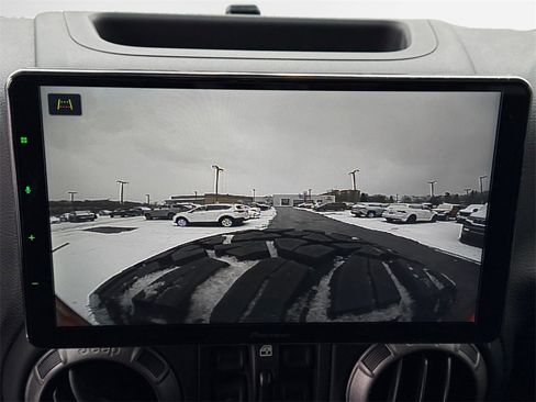 Certified 2018 Jeep Wrangler Unlimited Sport S image 19