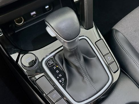 Used 2025 Kia Seltos S image 25