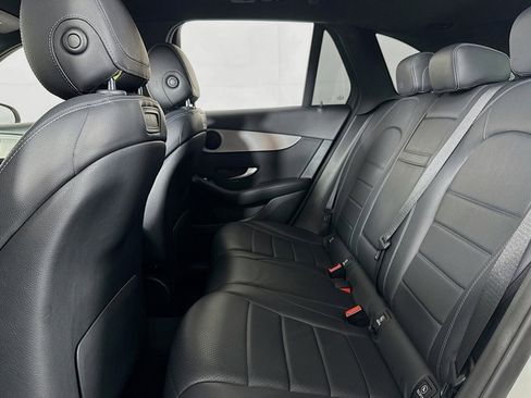 Used 2019 Mercedes-Benz GLC 300 image 8