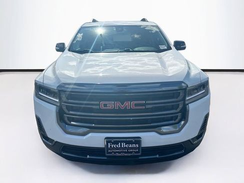 Used 2023 GMC Acadia AT4 AWD/4WD image 2