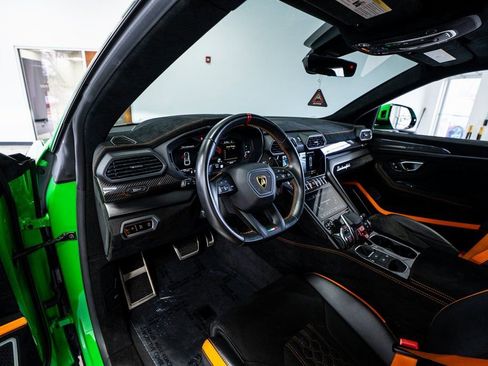 Used 2023 Lamborghini Urus Performante image 40