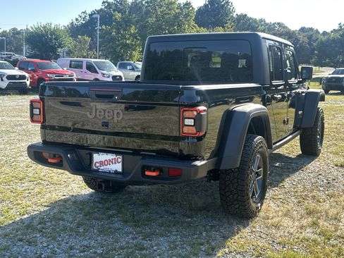Used 2026 Jeep Gladiator Mojave AWD/4WD image 5