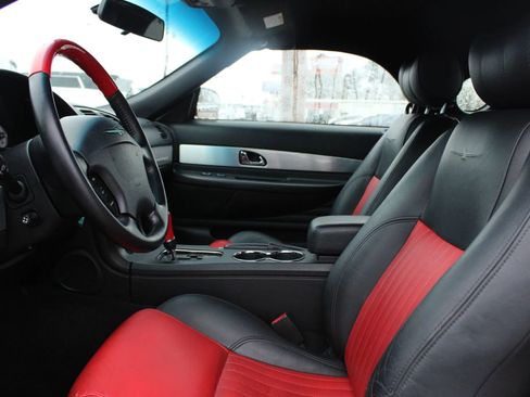 Used 2004 Ford Thunderbird image 19