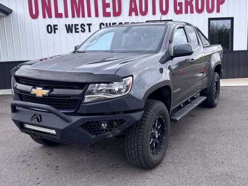 Used 2016 Chevrolet Colorado LT w/ LT Convenience Package image 2