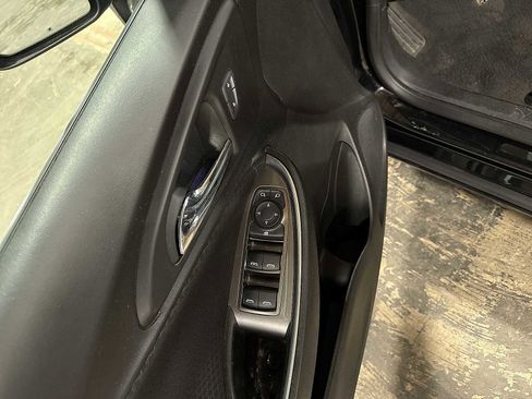 Used 2018 Chevrolet Malibu LT image 22